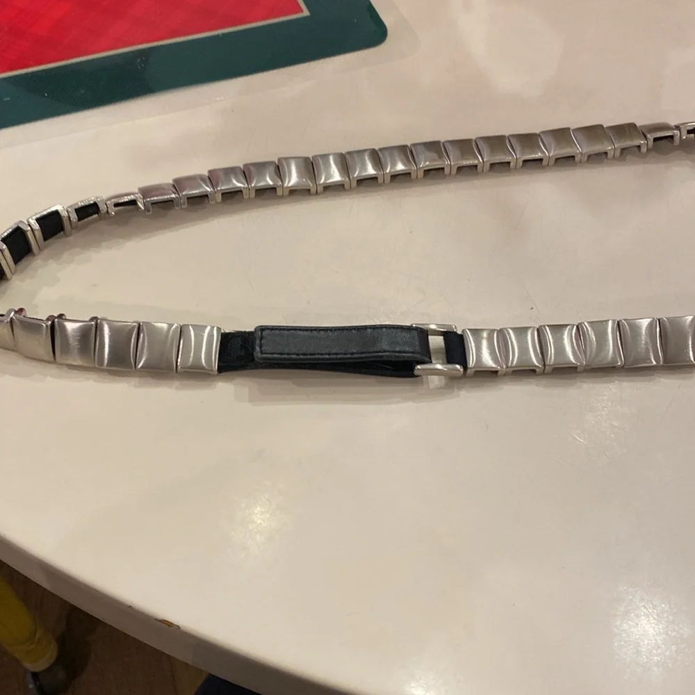 Fibel Italian‎ Belt.  Silver and Black.